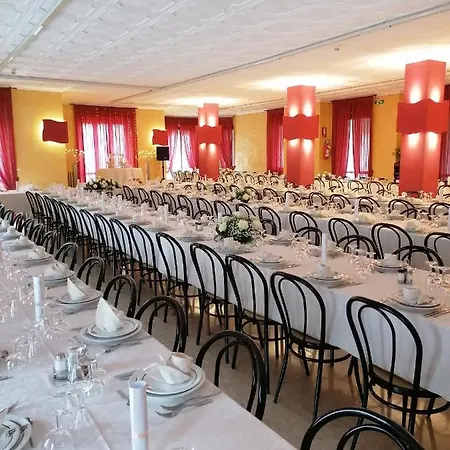 Otel Ristorante Delle Valli Germagnano (Turin)